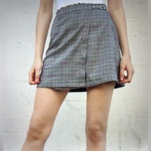 Brandy Melville J. Galt Emerson Plaid Skirt